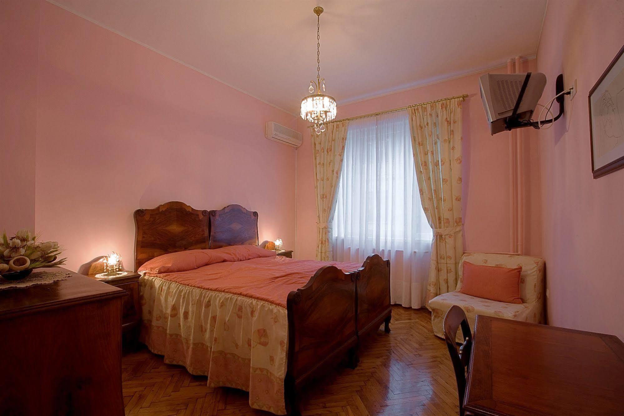 Casa Ferrari Bed & Breakfast Sofia Eksteriør bilde