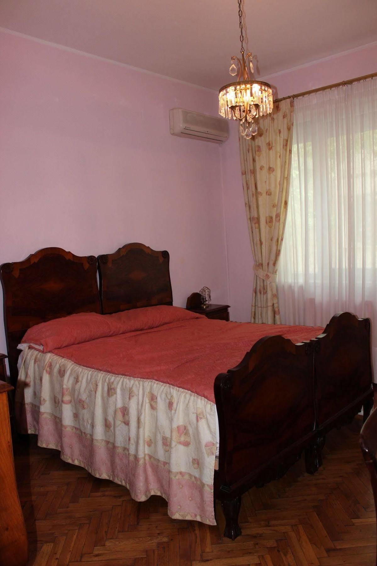 Casa Ferrari Bed & Breakfast Sofia Eksteriør bilde